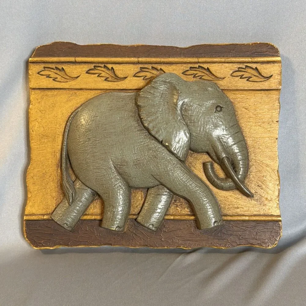 Elephant Wall Hanging Decor Plastic Made USA Jungle Rustic Style HOME INTERIORS